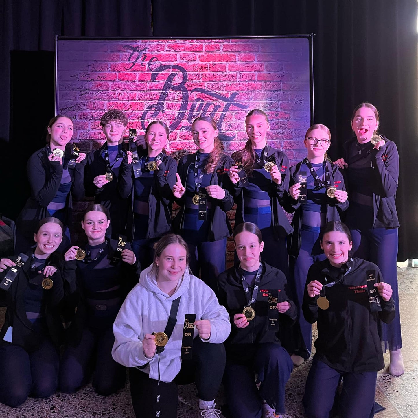 Troupe Contemporain Novice (12-18 ans)